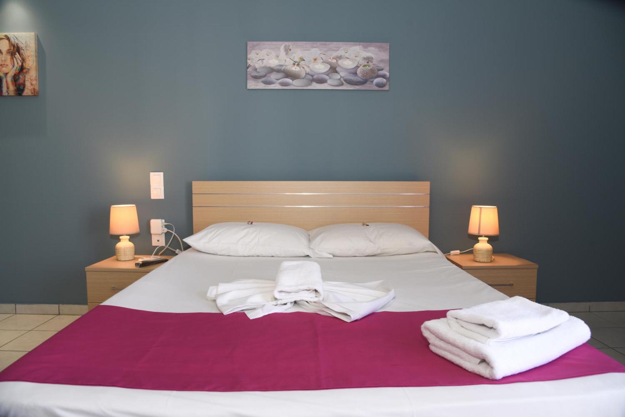 Economic Studios In Crete Ираклион Экстерьер фото