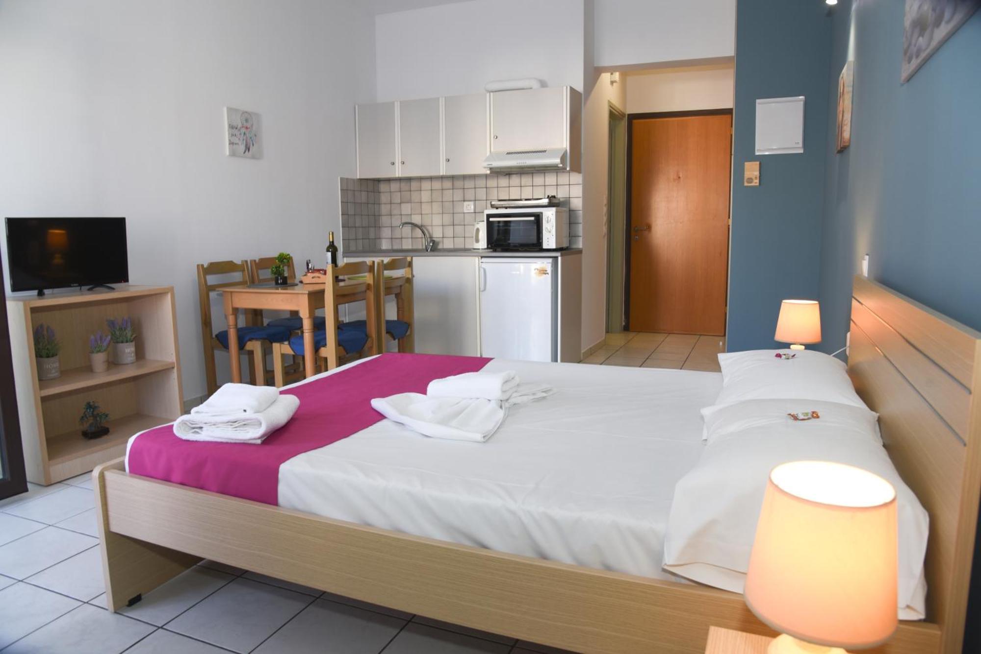 Economic Studios In Crete Ираклион Экстерьер фото